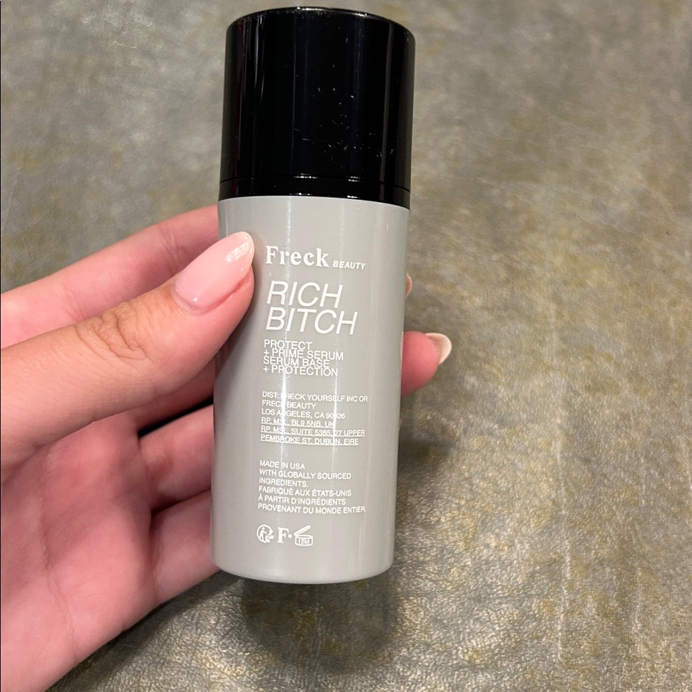 Freck Beauty RICH BITCH SERUM PROTECT + PRIME SERUM - Picture 4 of 5